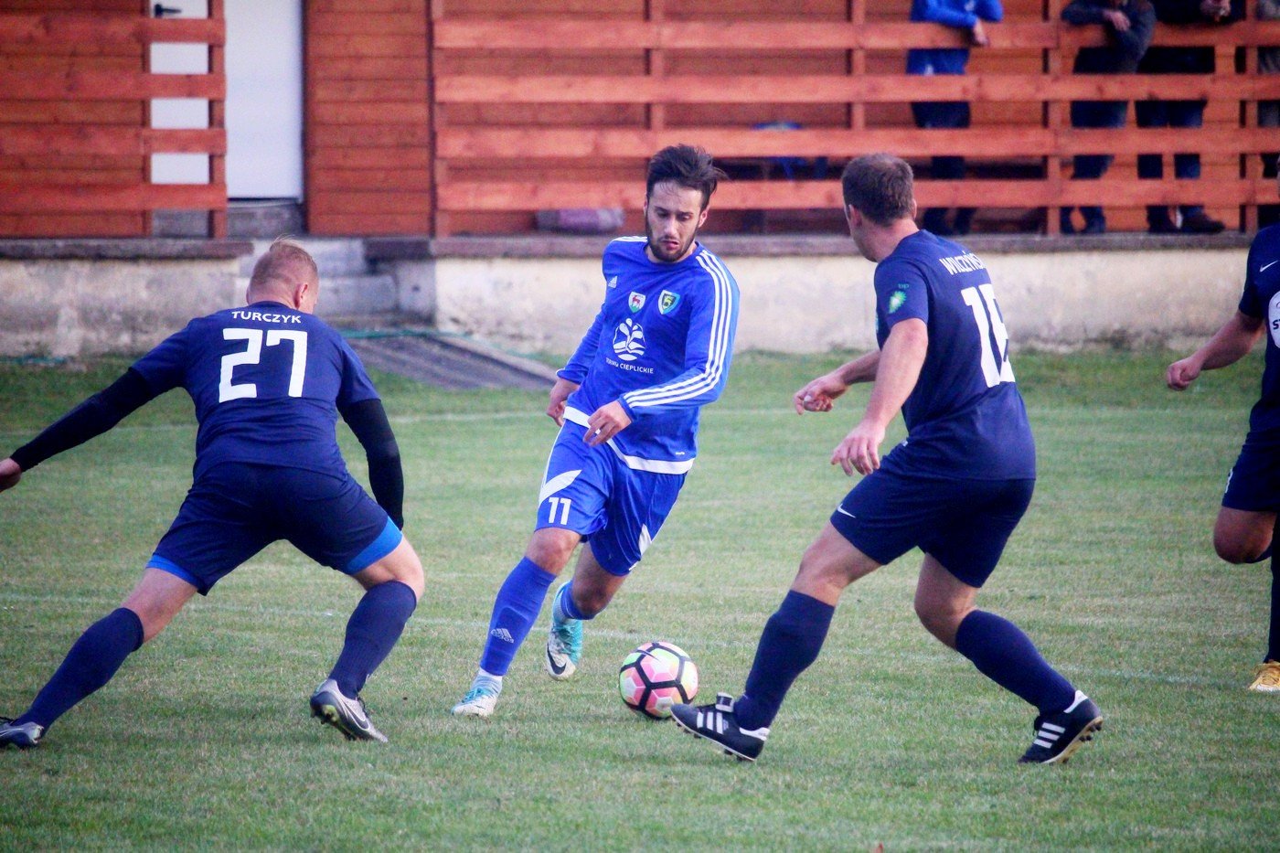gowa-przebili-omnicki-mur-77312