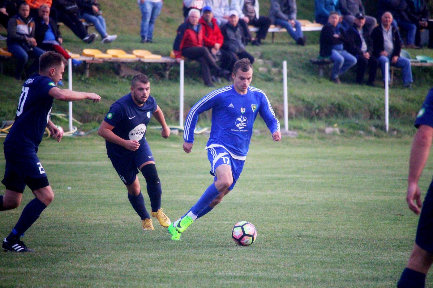 gowa-przebili-omnicki-mur-77312