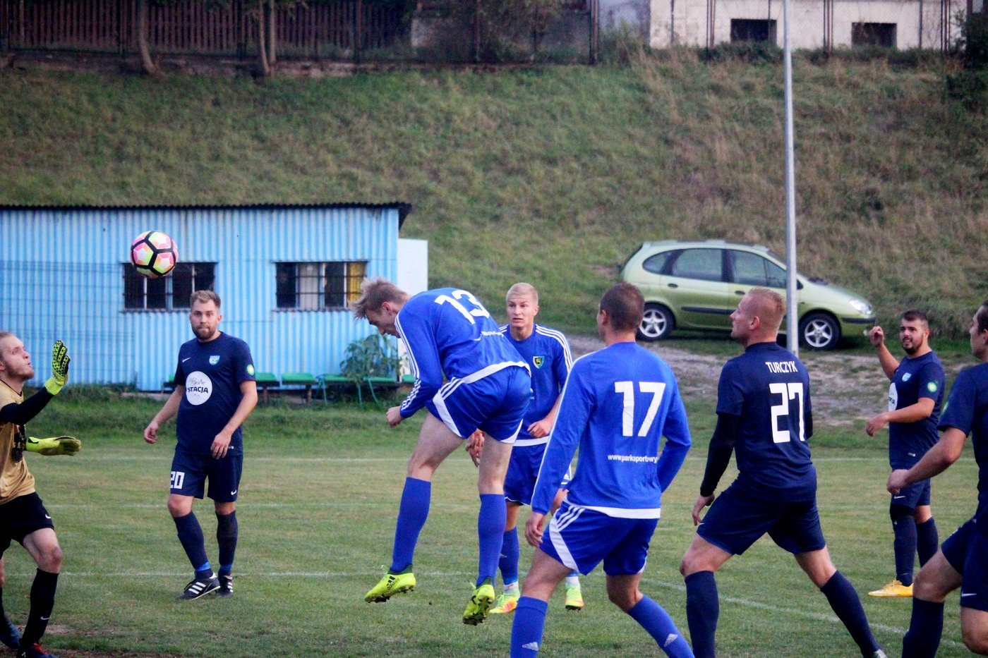 gowa-przebili-omnicki-mur-77312