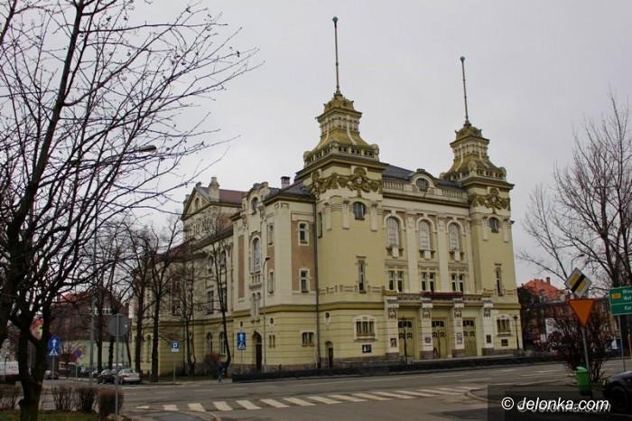 kopoty-z-remontem-teatru-77320