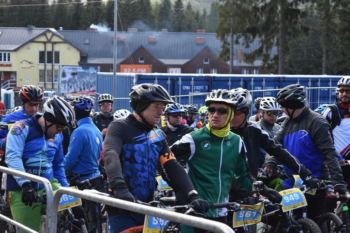 rowerowy-bieg-piastow-77360