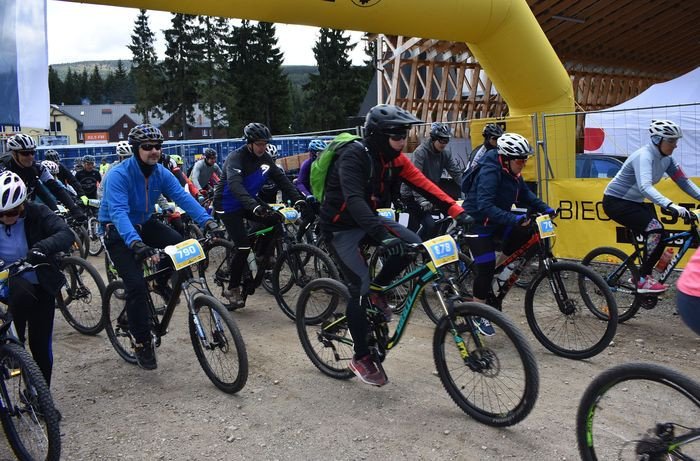 rowerowy-bieg-piastow-77360