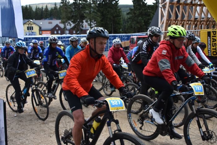 rowerowy-bieg-piastow-77360