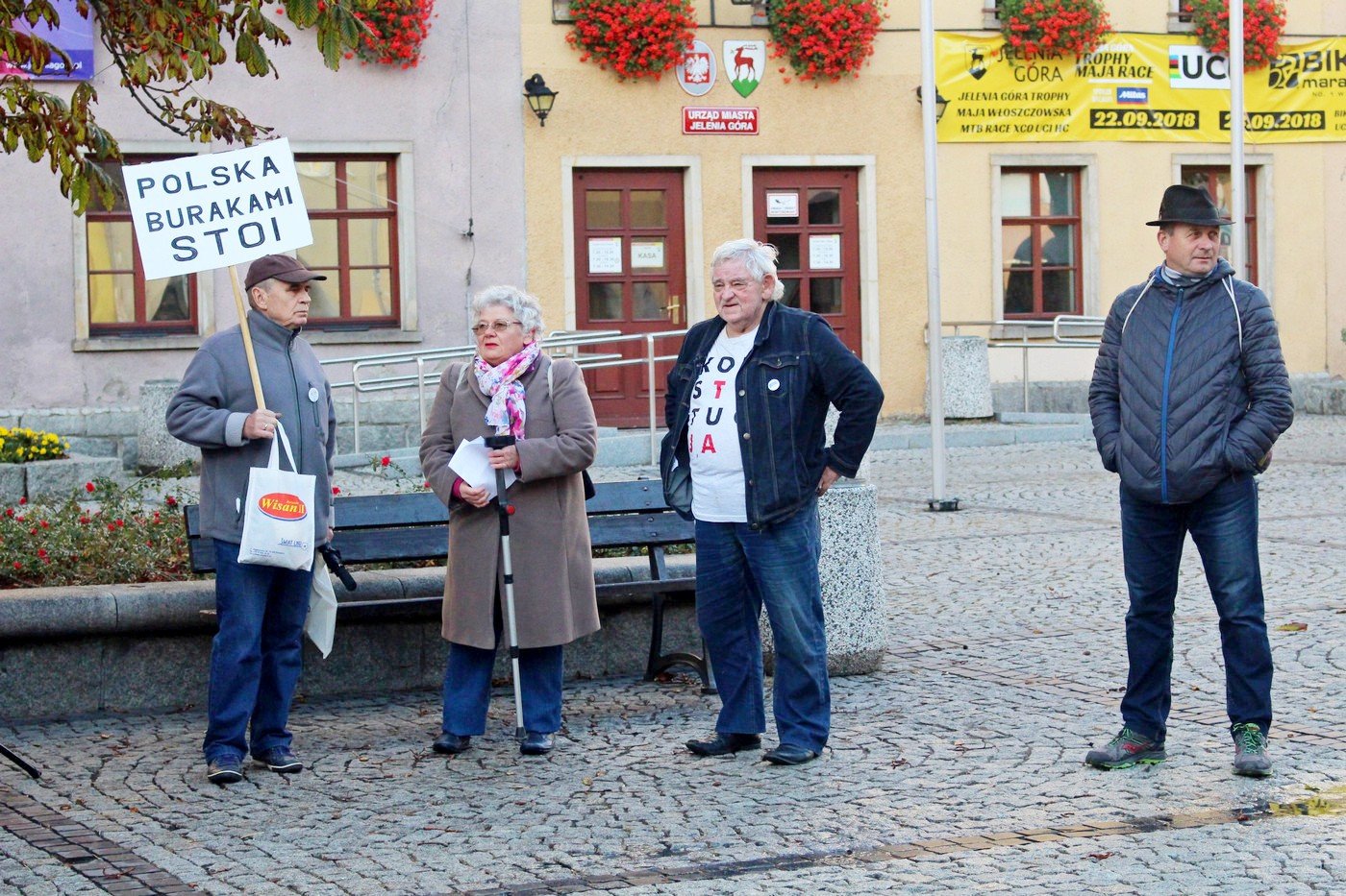 smiech-wrogom-ojczyzny-77449