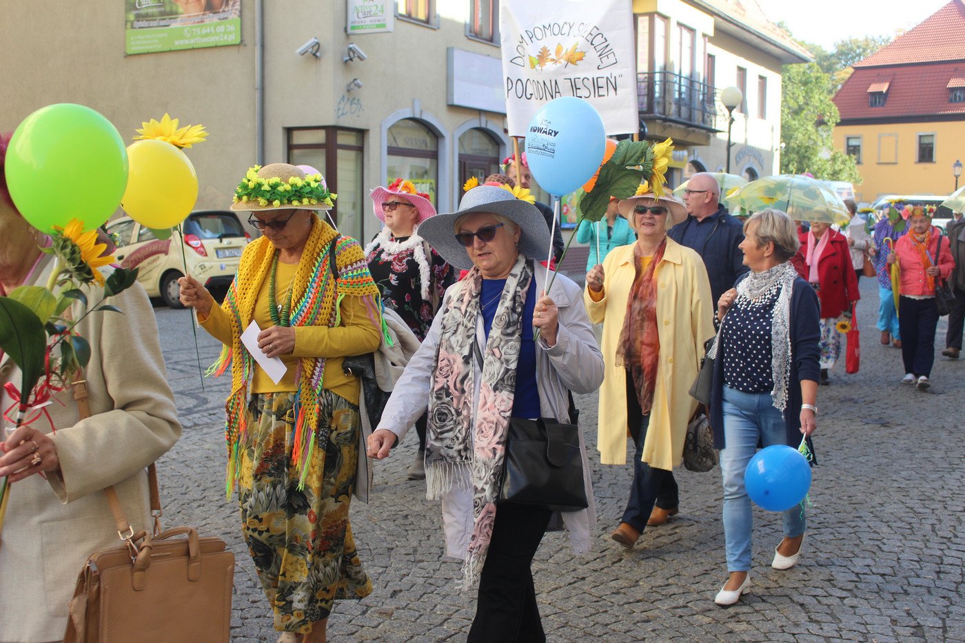 miasto-w-rekach-seniorow-77517