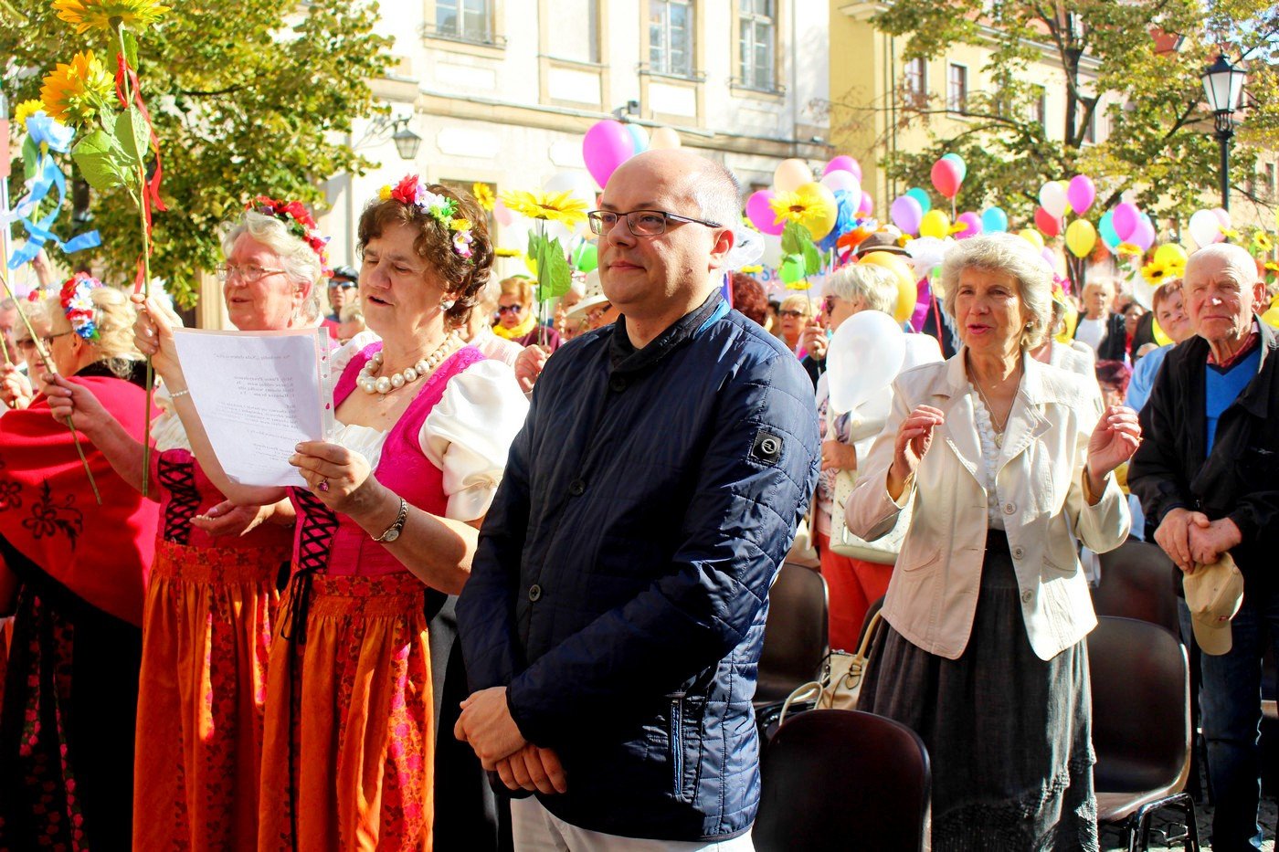 miasto-w-rekach-seniorow-77517