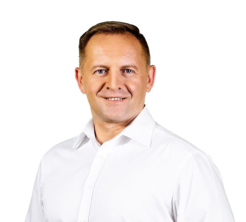 HUBERT PAPAJ