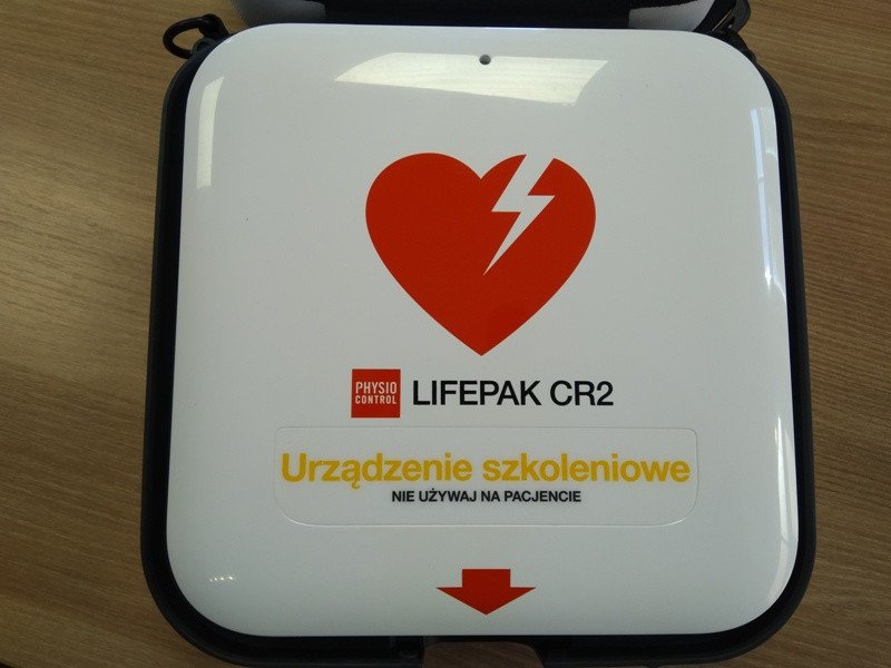 ucza-ratowania-zycia-z-aed-77587
