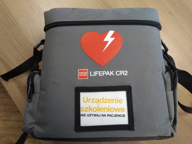 ucza-ratowania-zycia-z-aed-77587