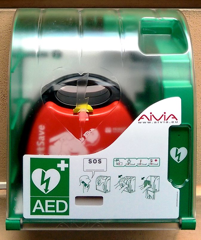 ucza-ratowania-zycia-z-aed-77587
