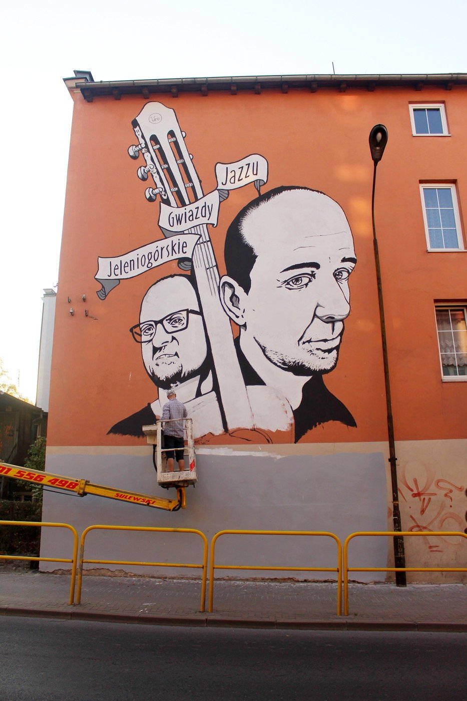 nowy-mural-w-przestrzeni-miejskiej-77700