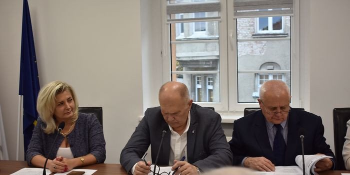 rada-powiatu-na-ostatniej-prostej-77877