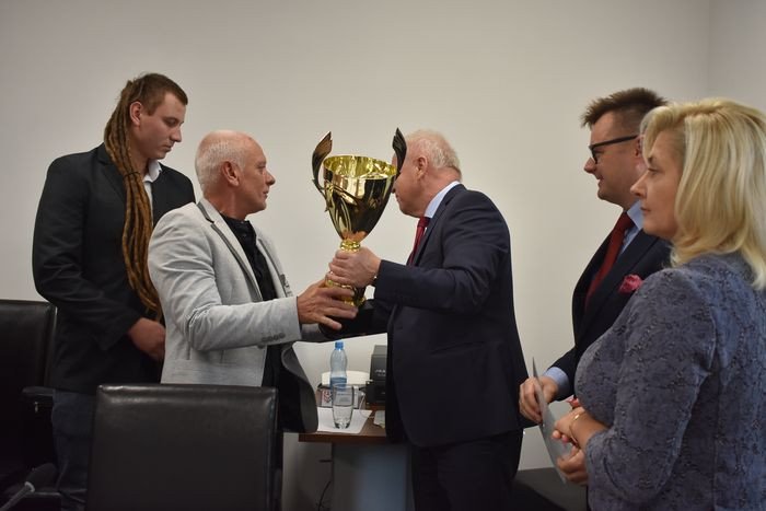 rada-powiatu-na-ostatniej-prostej-77877