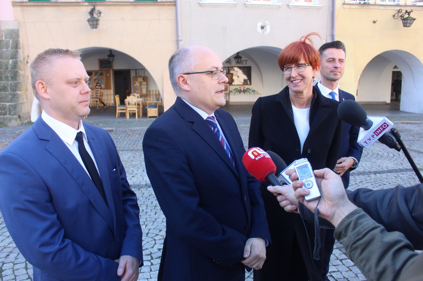 ministerialne-wsparcie-kandydata-k-mroza-77930