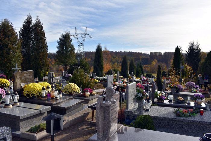 wszystkich-swietych-na-janowickich-cmentarzach-77976