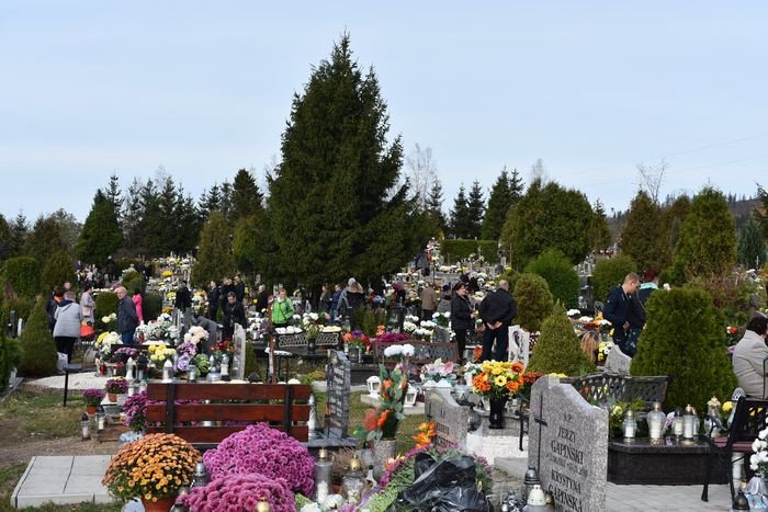 wszystkich-swietych-na-janowickich-cmentarzach-77976