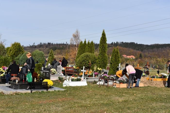 wszystkich-swietych-na-janowickich-cmentarzach-77976