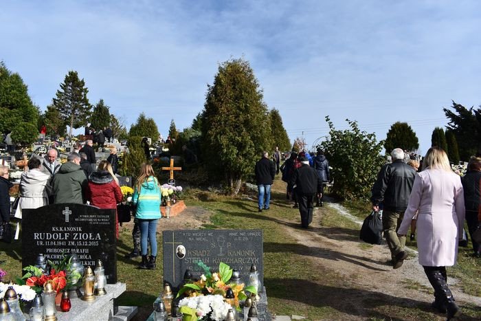 wszystkich-swietych-na-janowickich-cmentarzach-77976