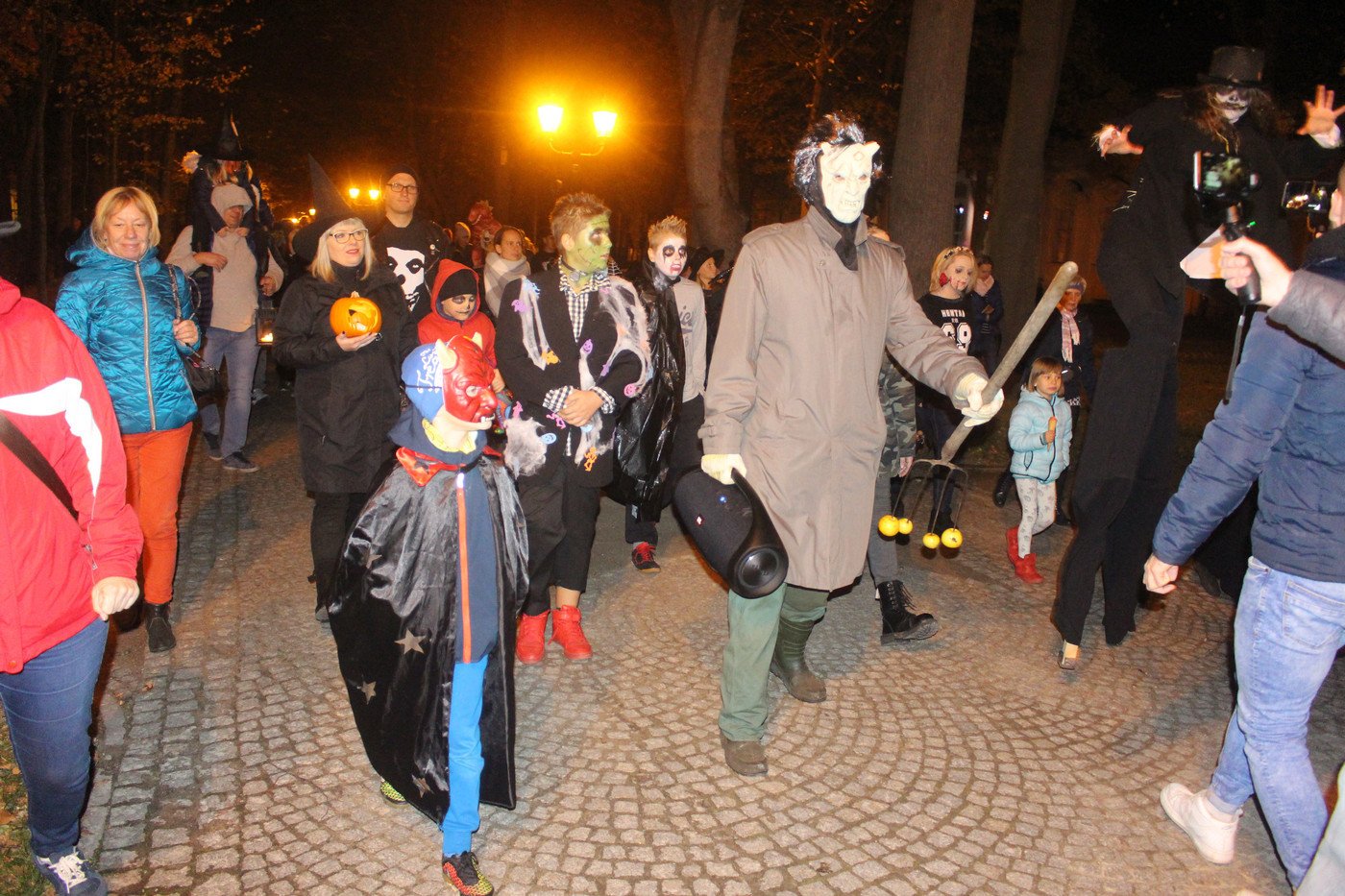 halloweenowa-zabawa-z-termami-cieplickimi-77987