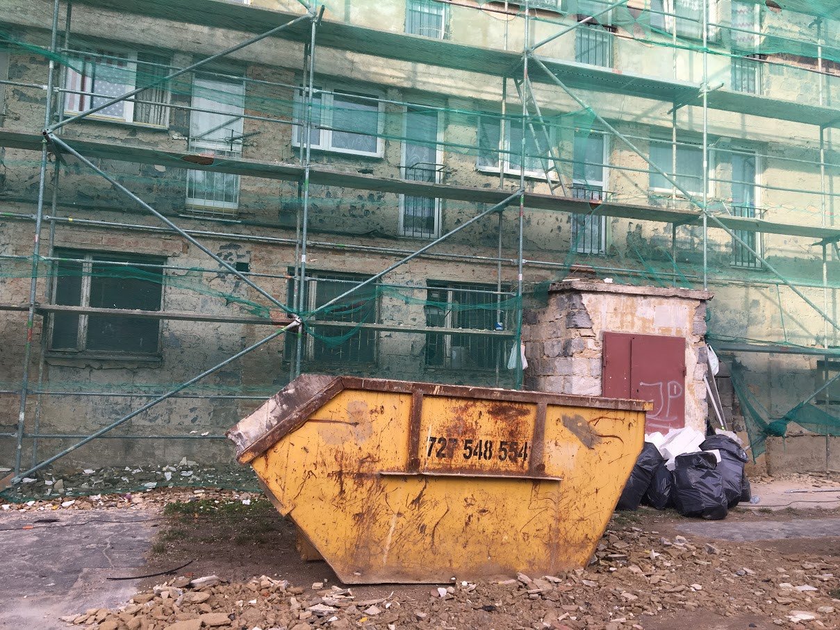 kolejny-budynek-socjalny-w-remoncie-78053