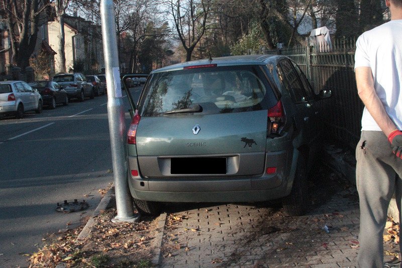 zderzenie-renault-z-toyota-na-krzyzowce-78063
