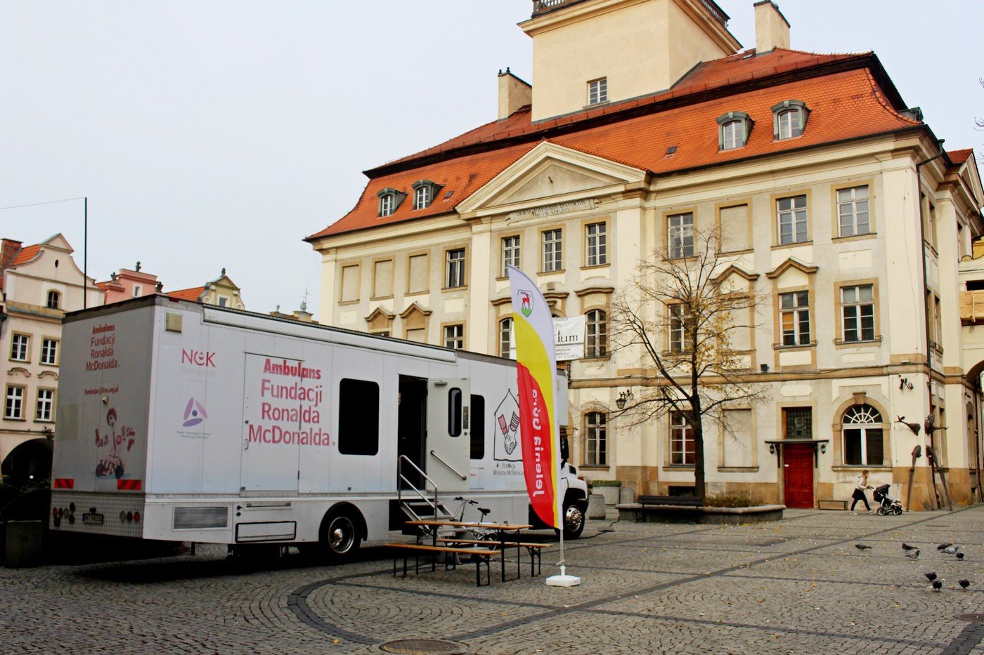 badaja-dzieci-pod-ratuszem-78089