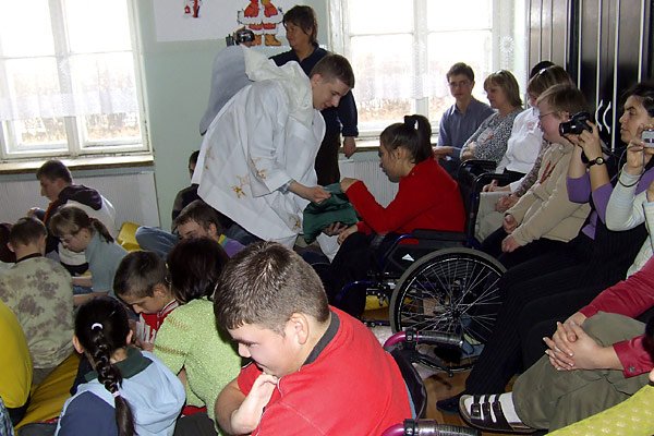 aresztanci-podziekowali-proboszczowi-781