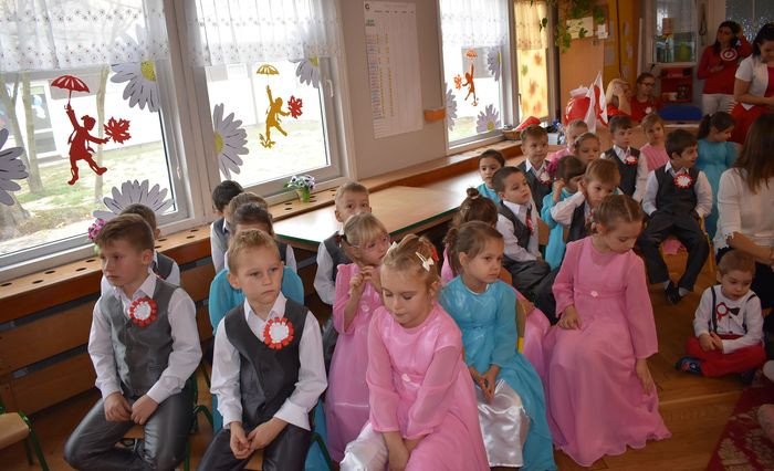 przedszkolaki-swietoway-z-pukownikiem-78100