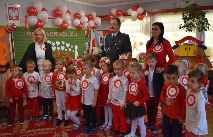 przedszkolaki-swietoway-z-pukownikiem-78100