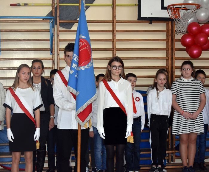 patriotycznie-i-uroczyscie-w-sp-8-78102