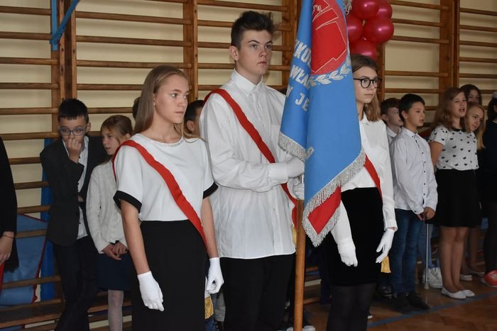 patriotycznie-i-uroczyscie-w-sp-8-78102