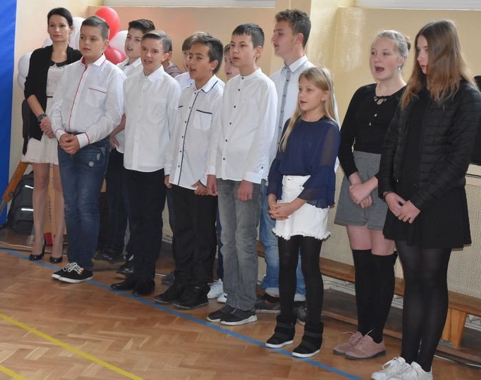 patriotycznie-i-uroczyscie-w-sp-8-78102