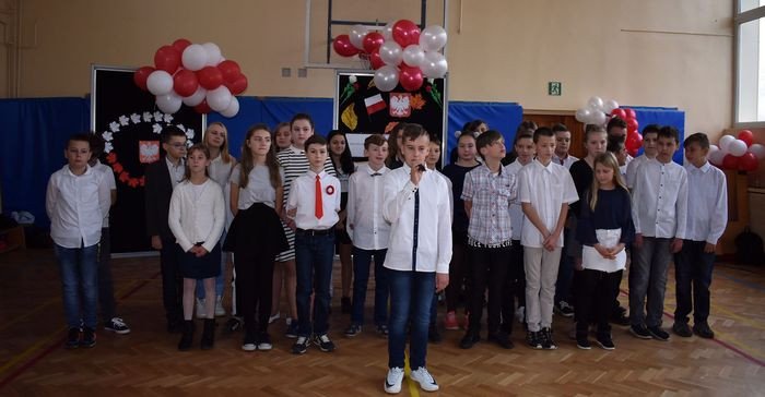 patriotycznie-i-uroczyscie-w-sp-8-78102