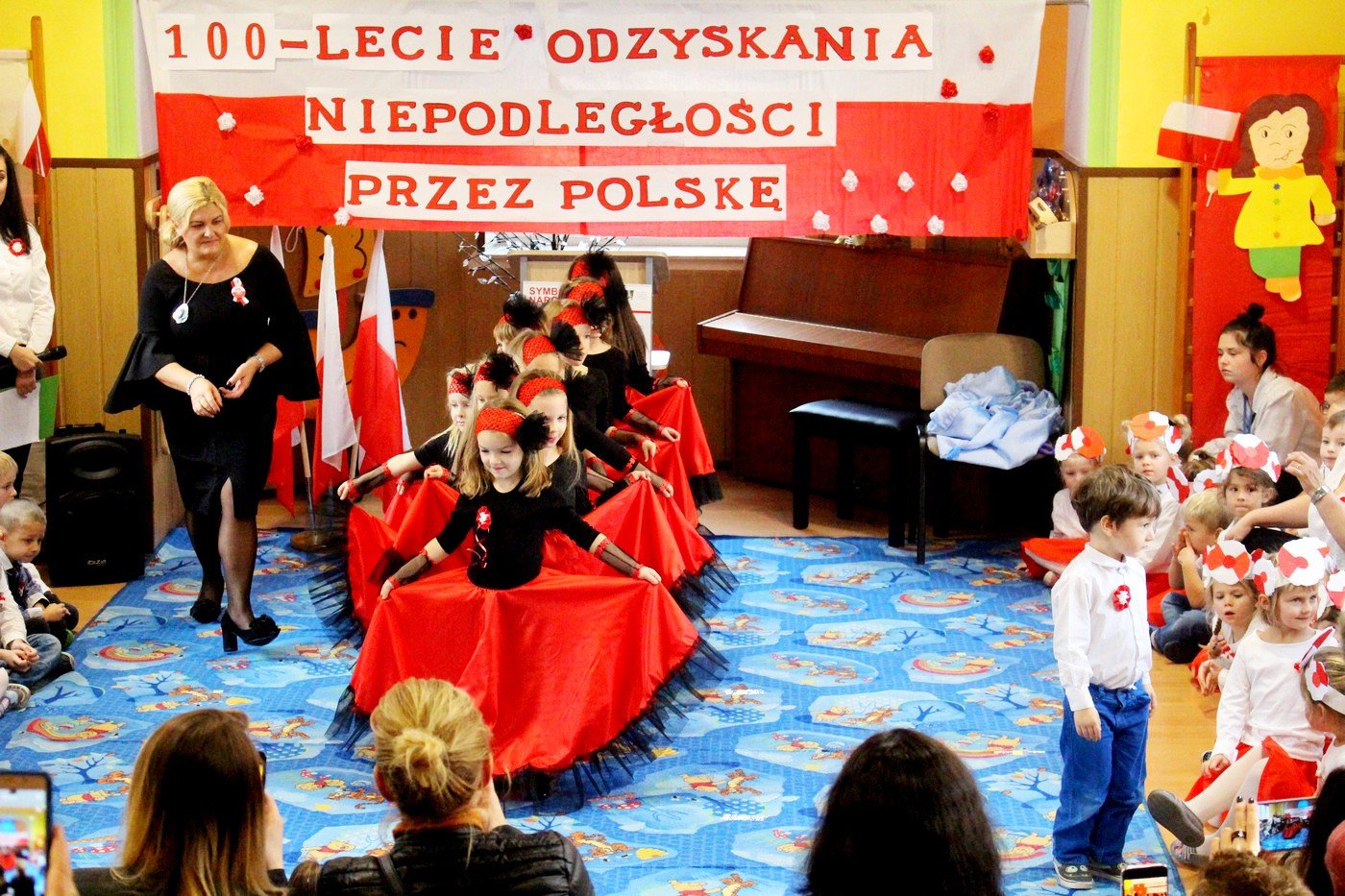 patriotycznie-z-kapsua-czasu-w-przedszkolu-78107