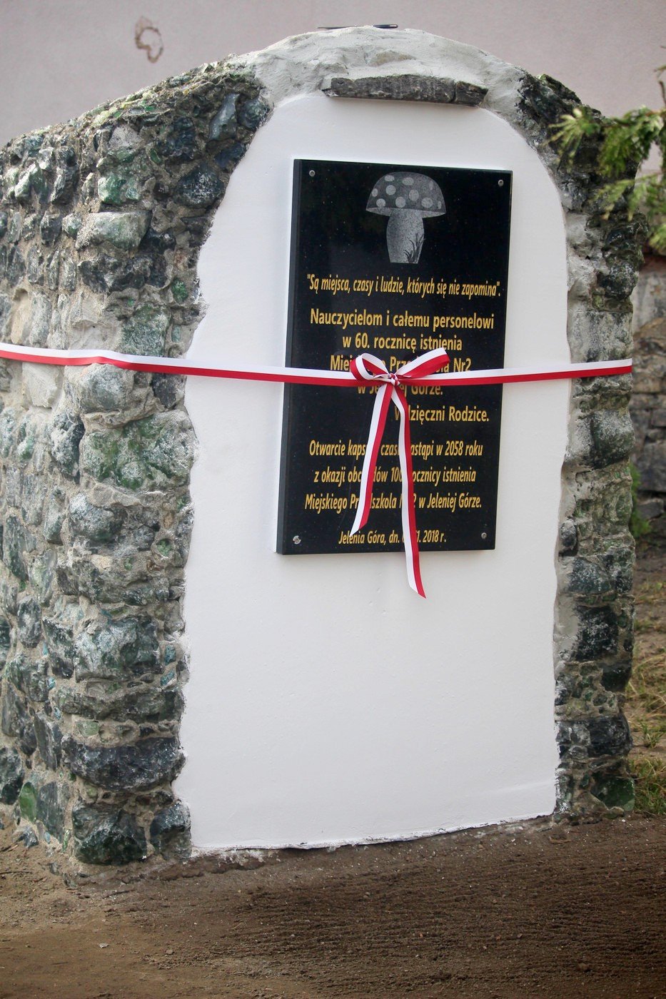patriotycznie-z-kapsua-czasu-w-przedszkolu-78107