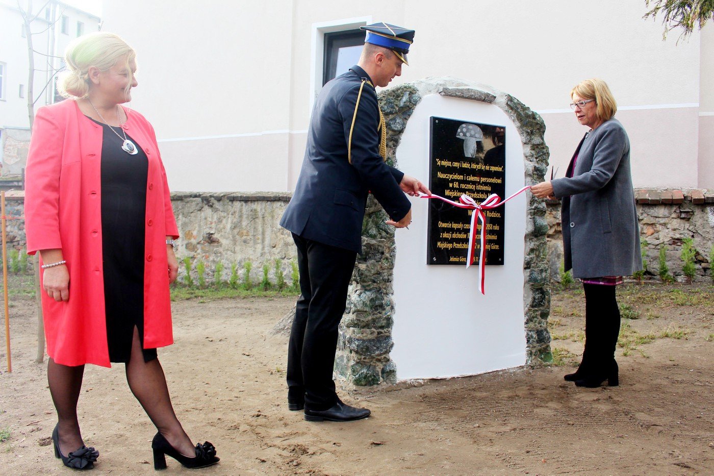 patriotycznie-z-kapsua-czasu-w-przedszkolu-78107