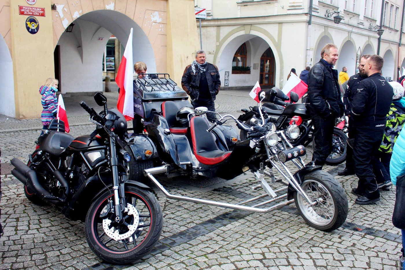 motocyklisci-dla-niepodlegej-78130
