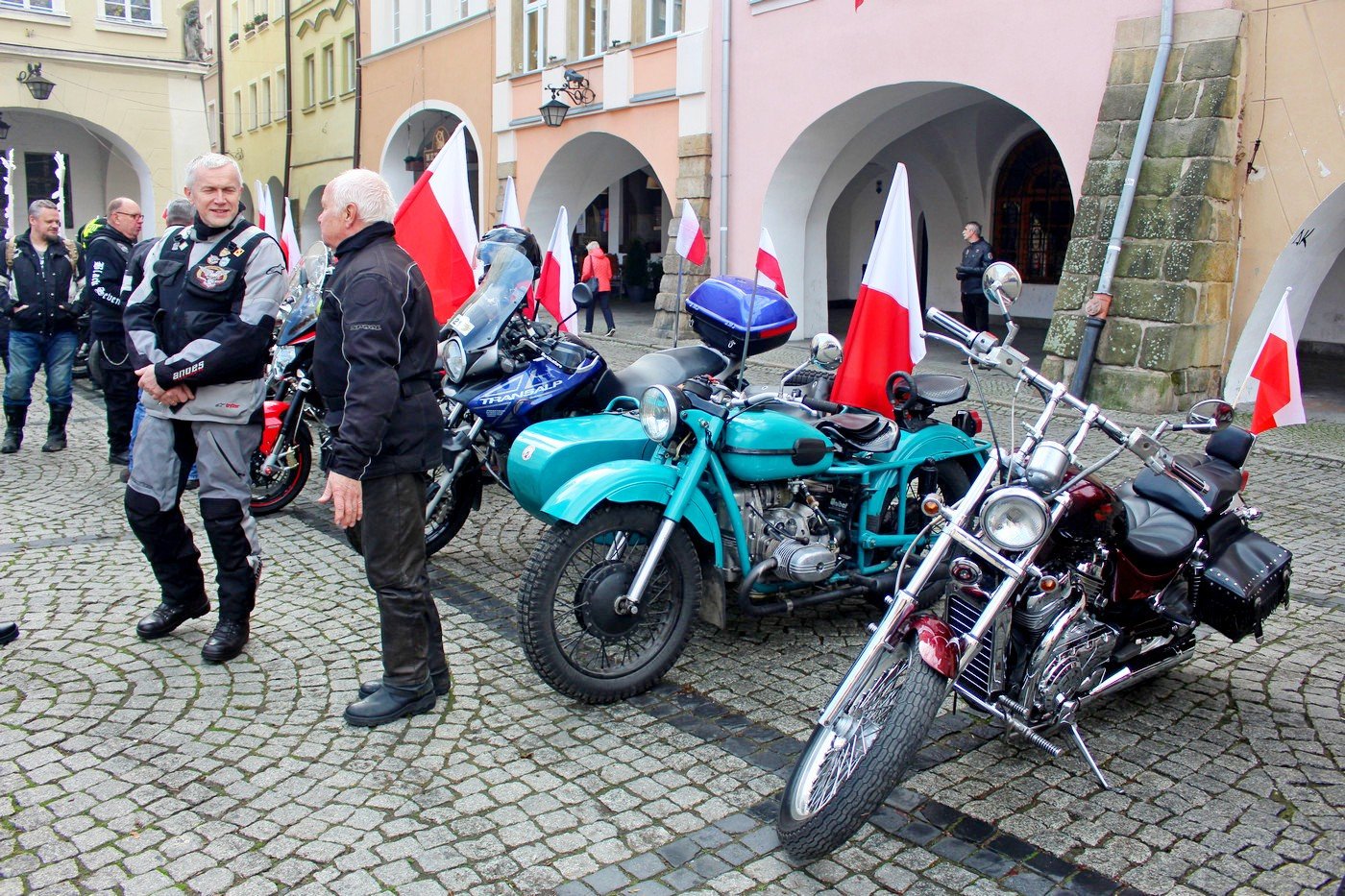 motocyklisci-dla-niepodlegej-78130