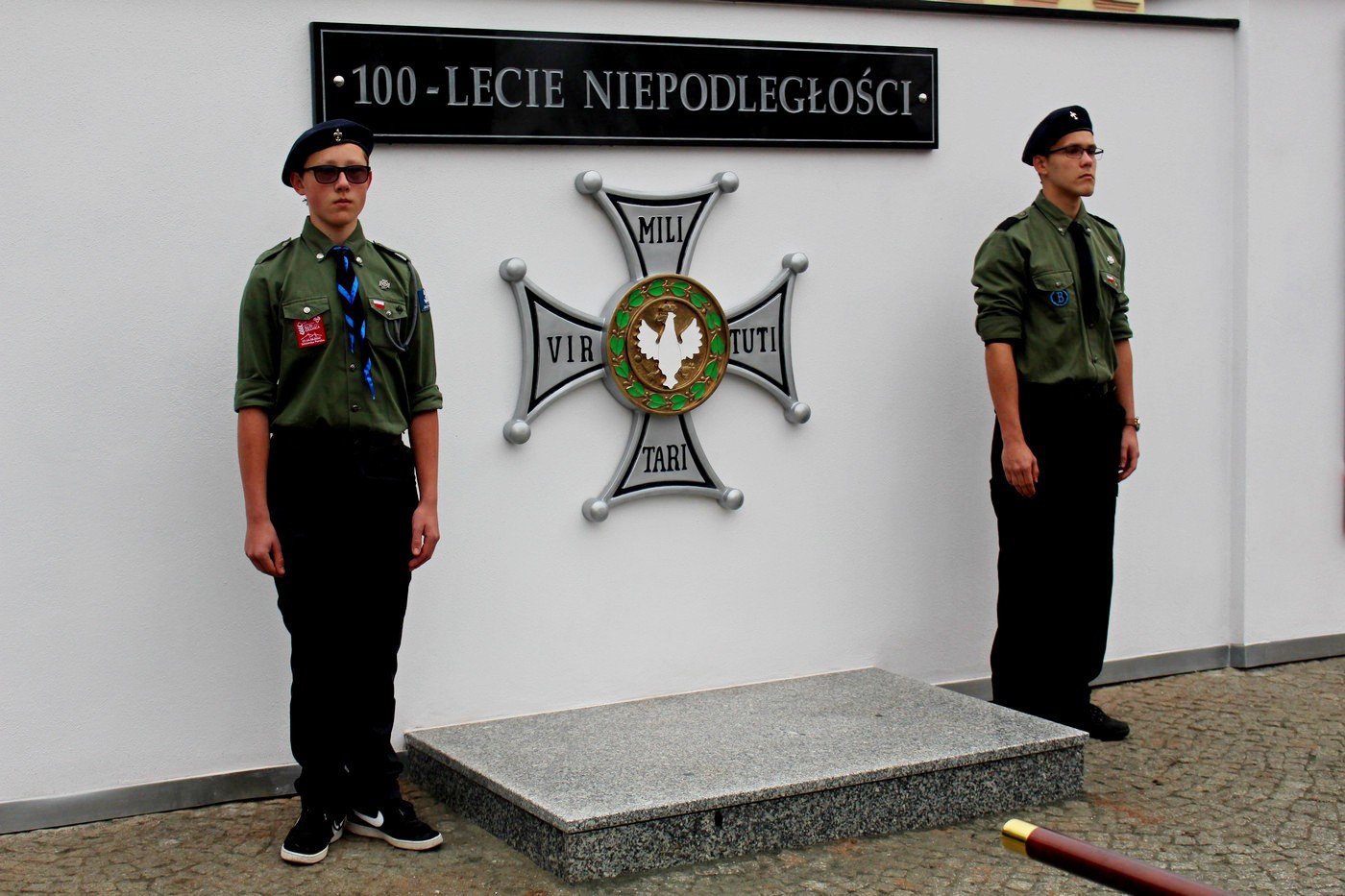 obchody-ponad-podziaami-78142