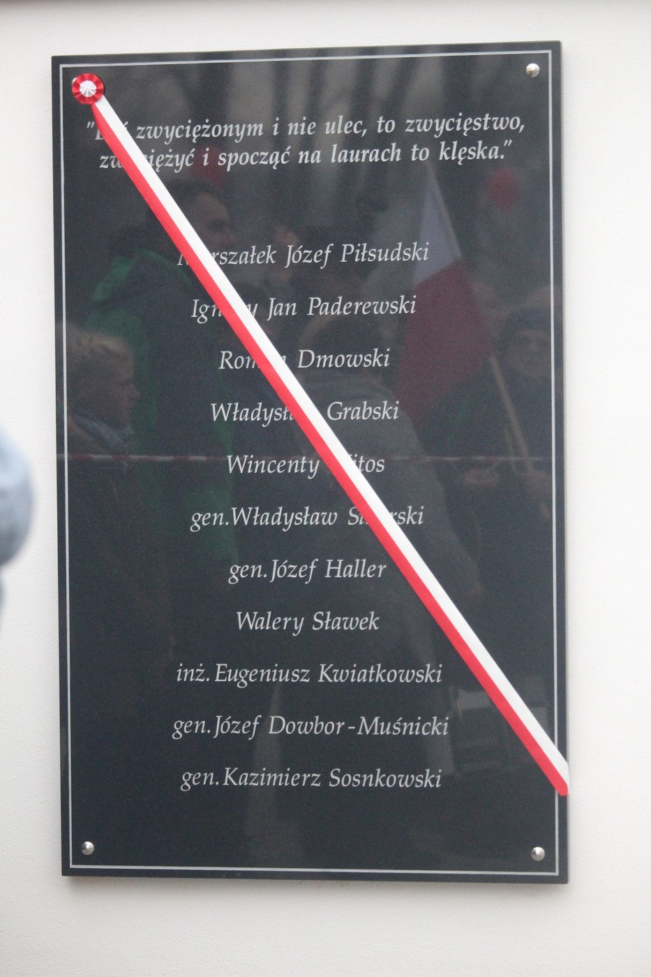 obchody-ponad-podziaami-78142