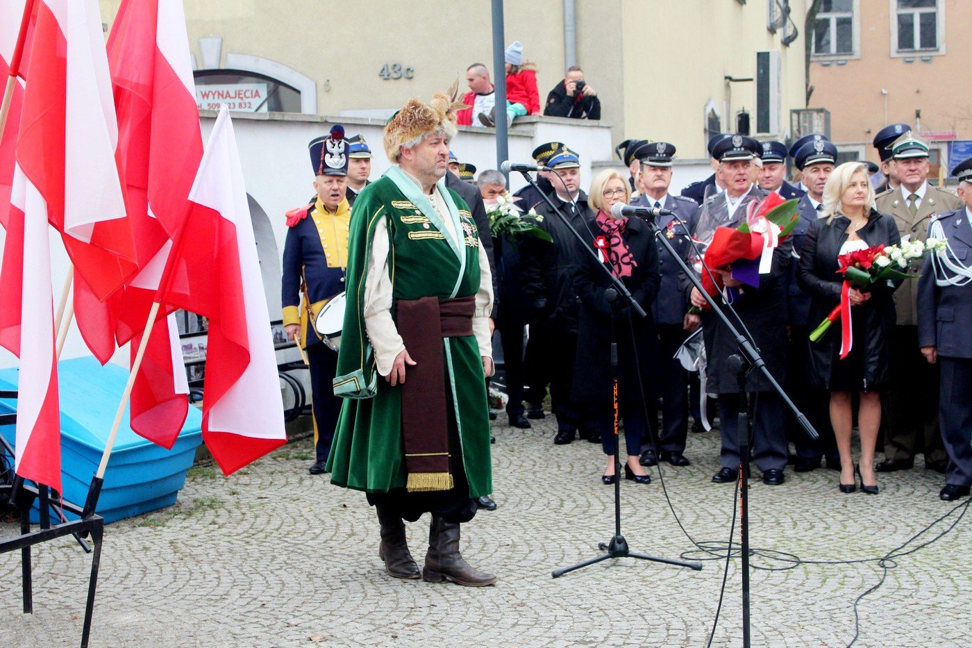 obchody-ponad-podziaami-78142