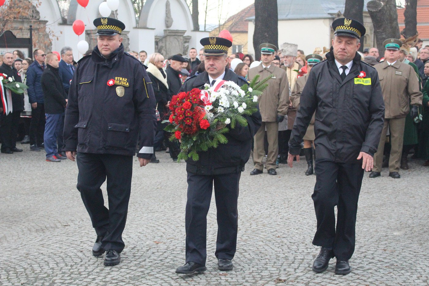 obchody-ponad-podziaami-78142