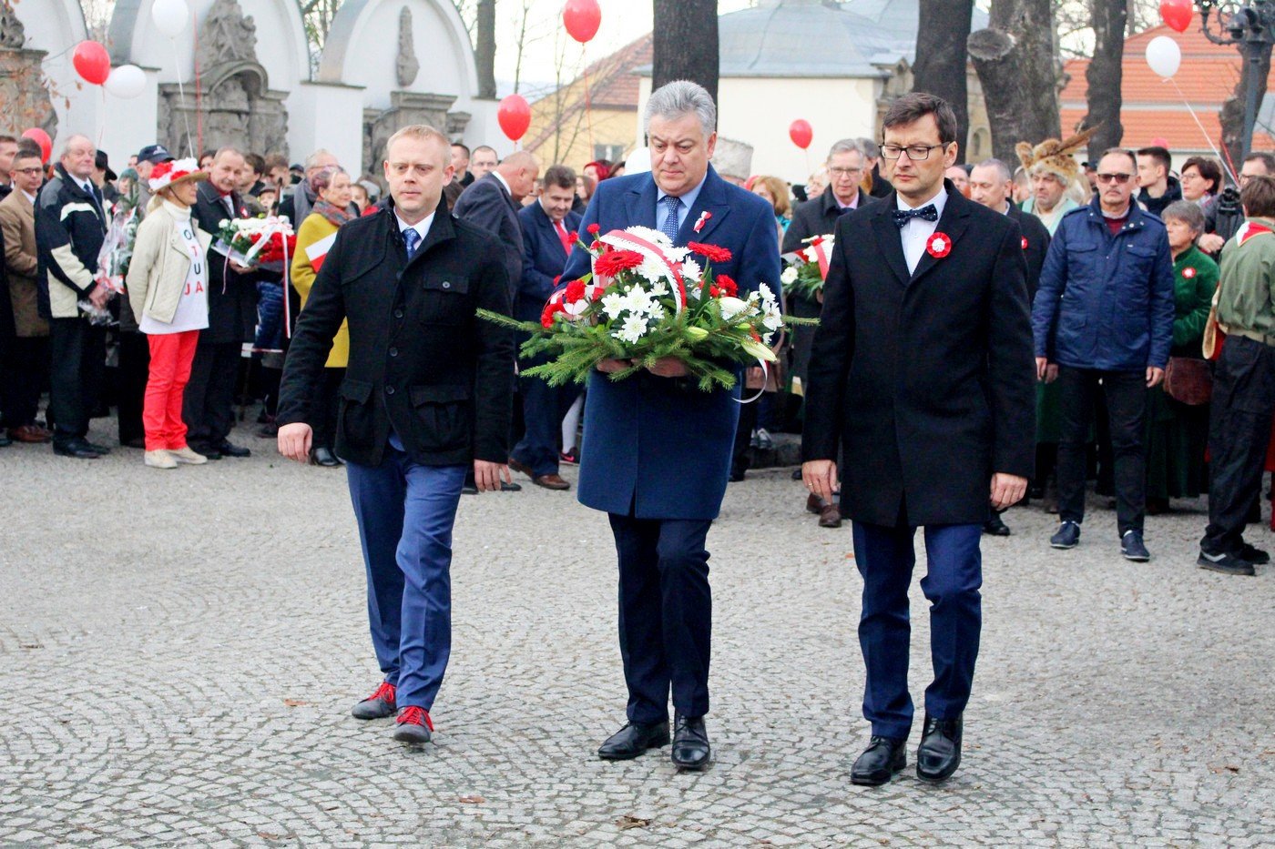obchody-ponad-podziaami-78142