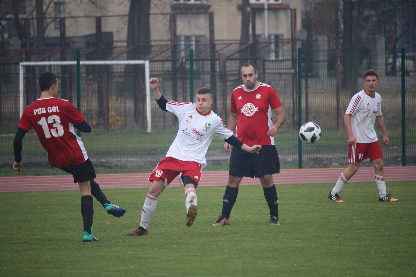 olimpia-rozbia-pub-gola-78151