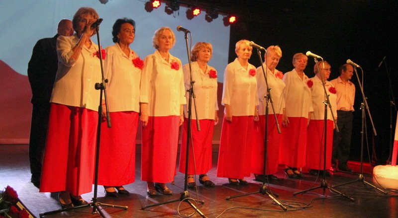 wieczor-wspomnien-w-domu-kultury-muflon-78169