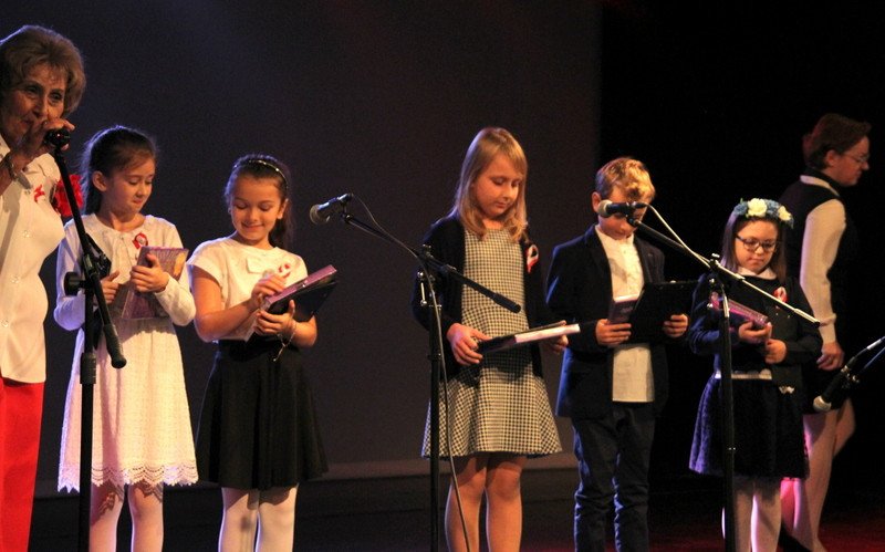 wieczor-wspomnien-w-domu-kultury-muflon-78169