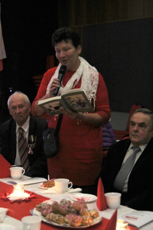 wieczor-wspomnien-w-domu-kultury-muflon-78169