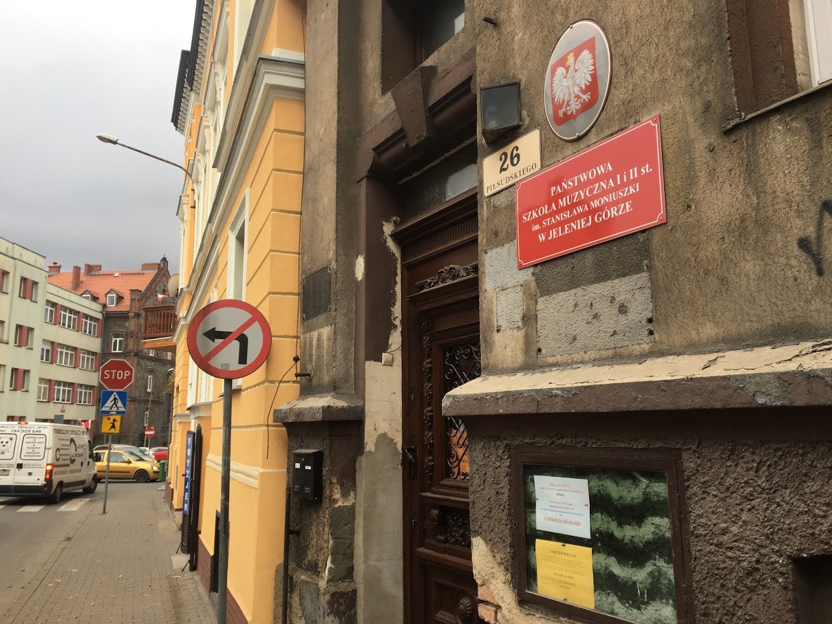 kompleksowy-remont-w-szkole-muzycznej-78213
