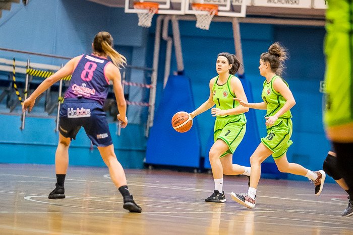 bez-szans-w-starciu-z-liderkami-78233