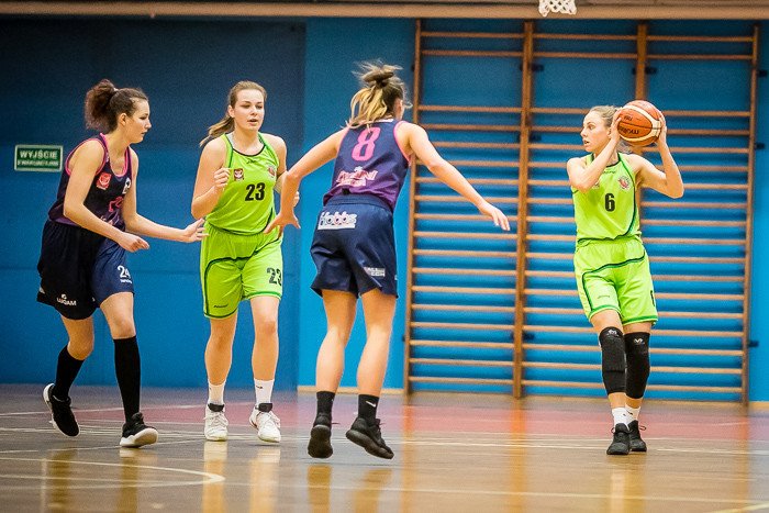 bez-szans-w-starciu-z-liderkami-78233